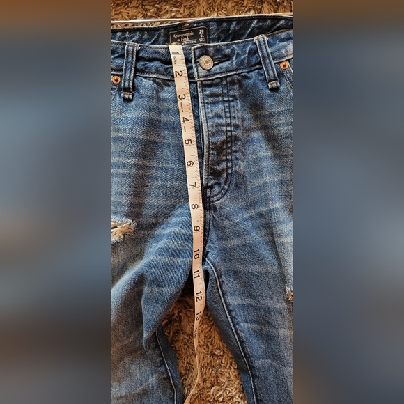 Abrocombie and Fitch Jeans - Picture 7 of 7